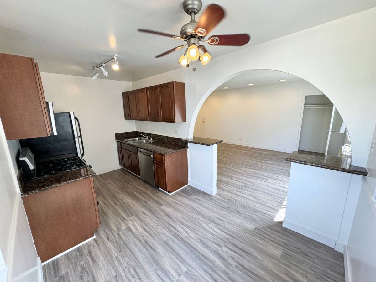 Apartment for rent at 3631 Midvale Ave, Los Angeles, CA 90034
