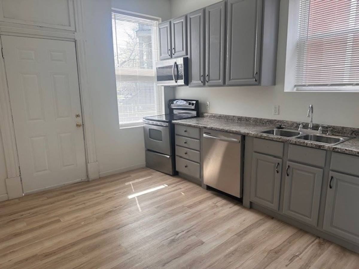 Apartment for rent at 3304 Utah St, Saint Louis, MO 63118