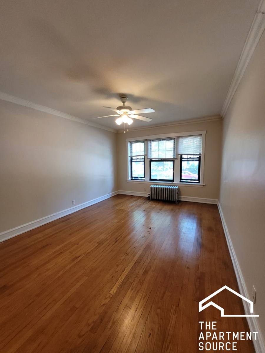 Apartment for rent at 804 S Sherman Ave #2, Evanston, IL 60202