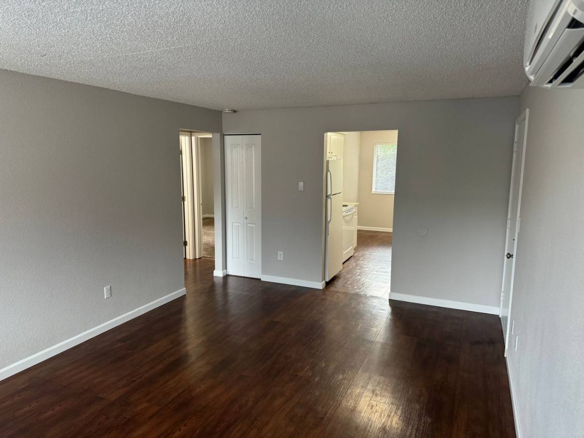 Apartment for rent at 815 SW Cozine Lane, McMinnville, OR 97128
