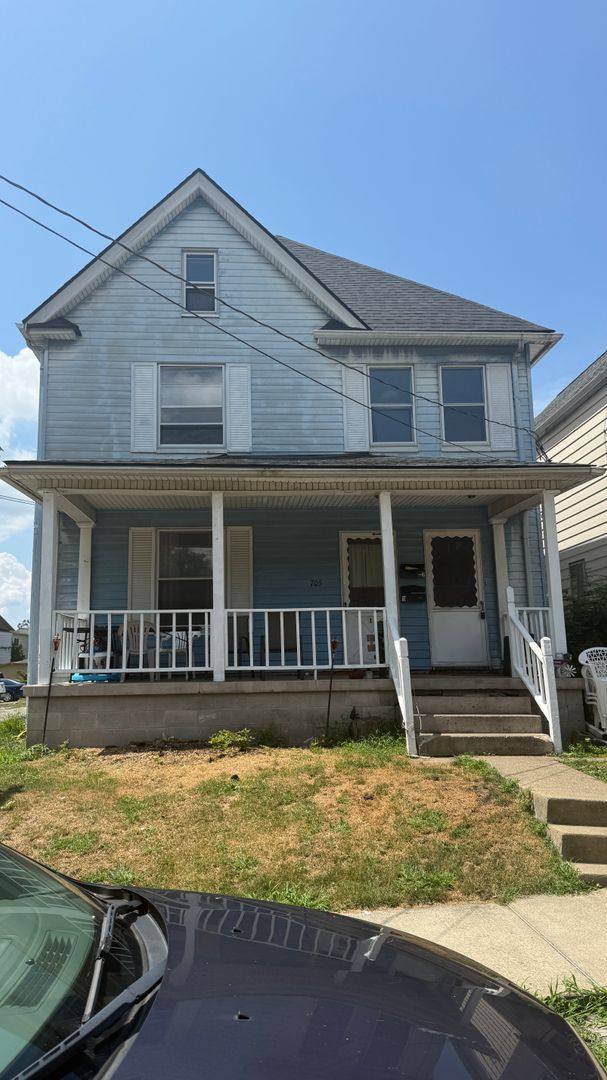 Apartment for rent at 705 Carlisle, New Castle, PA 16101