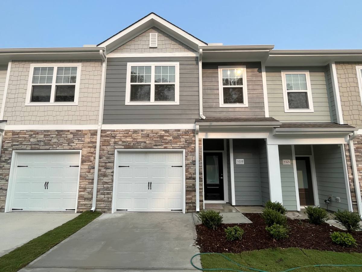 Townhouse for rent at 5319 Stream Stone Way, Raleigh, NC 27616