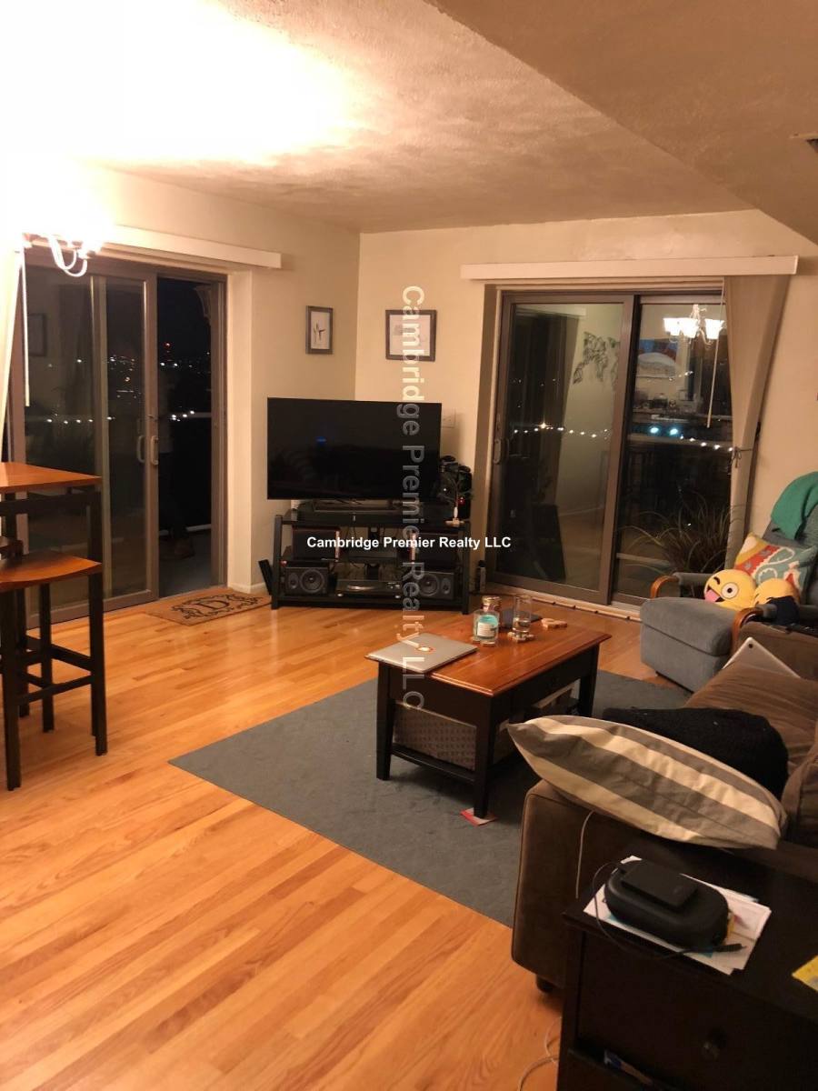 Apartment for rent at 425 Broadway #15, Somerville, MA 02145