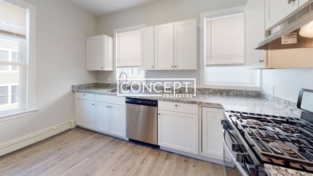 Apartment for rent at 109 Boston St #1B, Dorchester, MA 02125