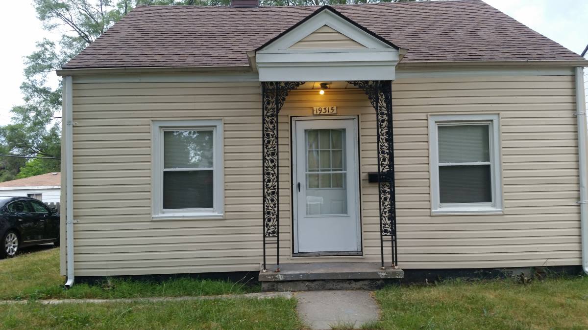 House for rent at 19315 Mackay, Detroit, MI 48234
