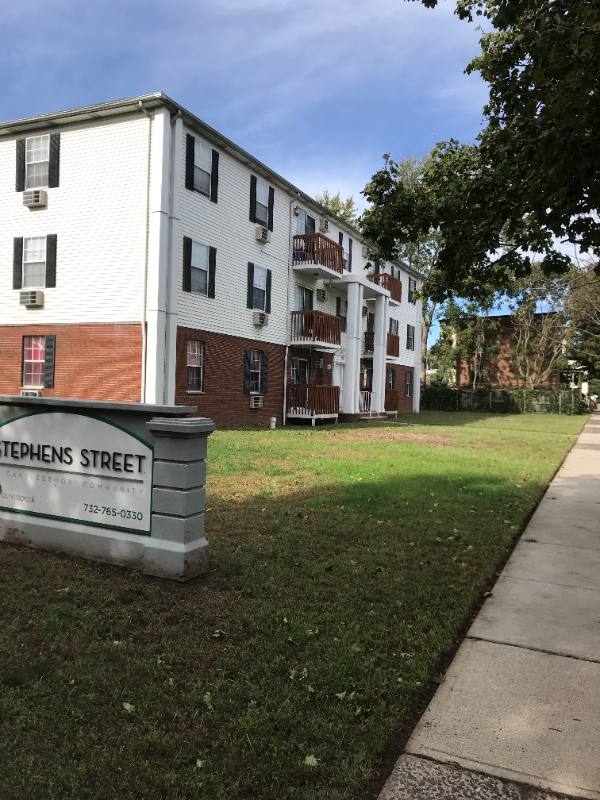 Apartment for rent at 213 Stephen St, Belleville, NJ 07109