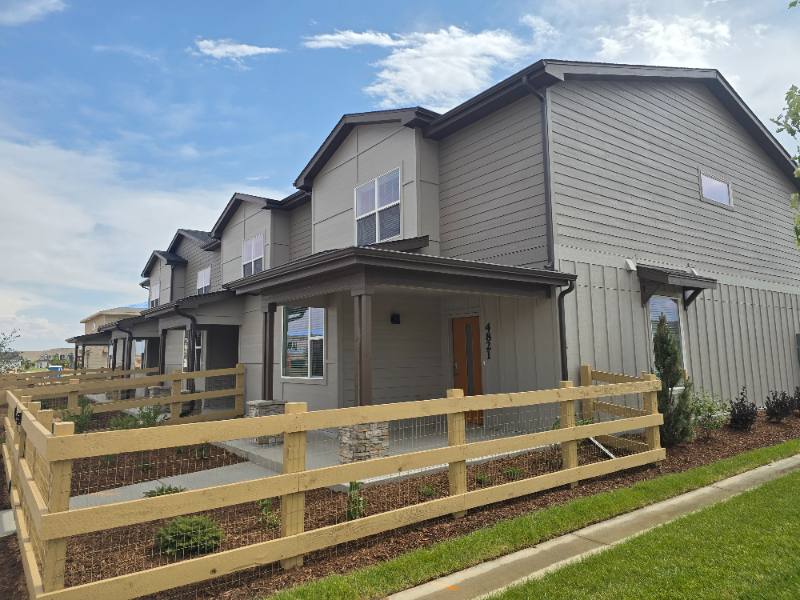 Townhouse for rent at 4921 Autumn Leaf Dr, Timnath, CO 80547