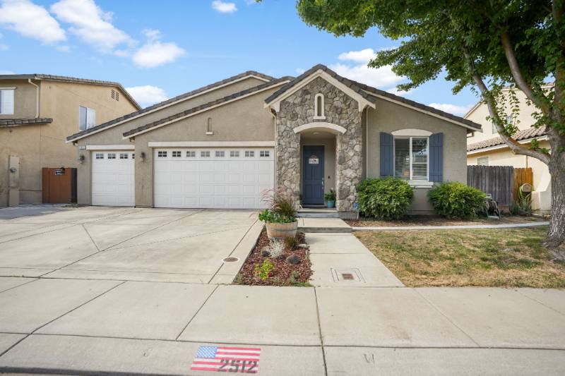 House for rent at 2512 Cancun Court, Modesto, CA 95355