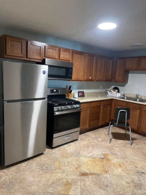 House for rent at 329 Third Ave W, Huntington, WV 25701