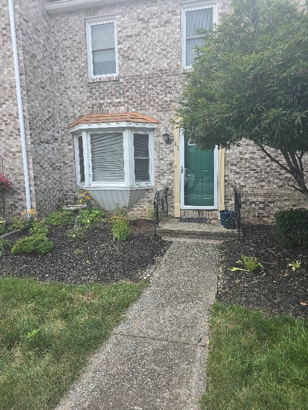 Townhouse for rent at 86 Fairfax Village N, Harrisburg, PA 17112
