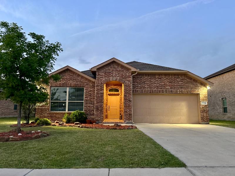 House for rent at 1734 Cross Creek Lane, Cleburne, TX 76033