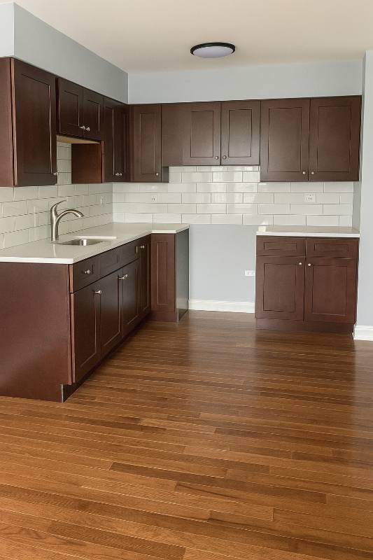 2445 W 51st 1 E, Chicago, IL 60632