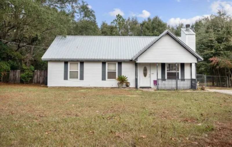 House for rent at 360, John King Rd, Crestview, FL 32539