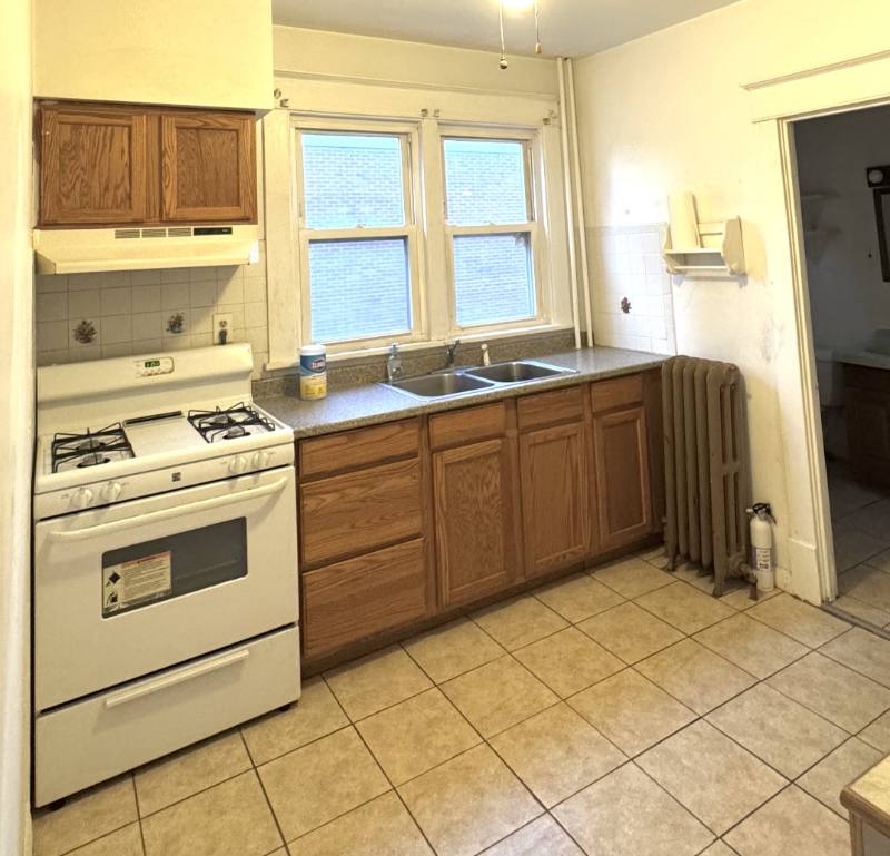 Apartment for rent at 51 Russell Rd #1, Albany, NY 12203