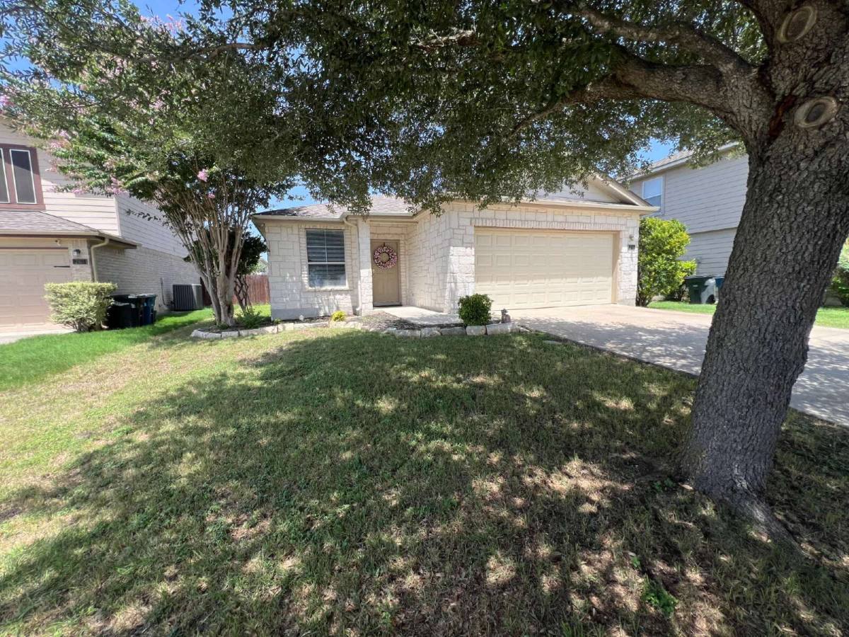 House for rent at 2111 Dodge Dr, New Braunfels, TX 78130