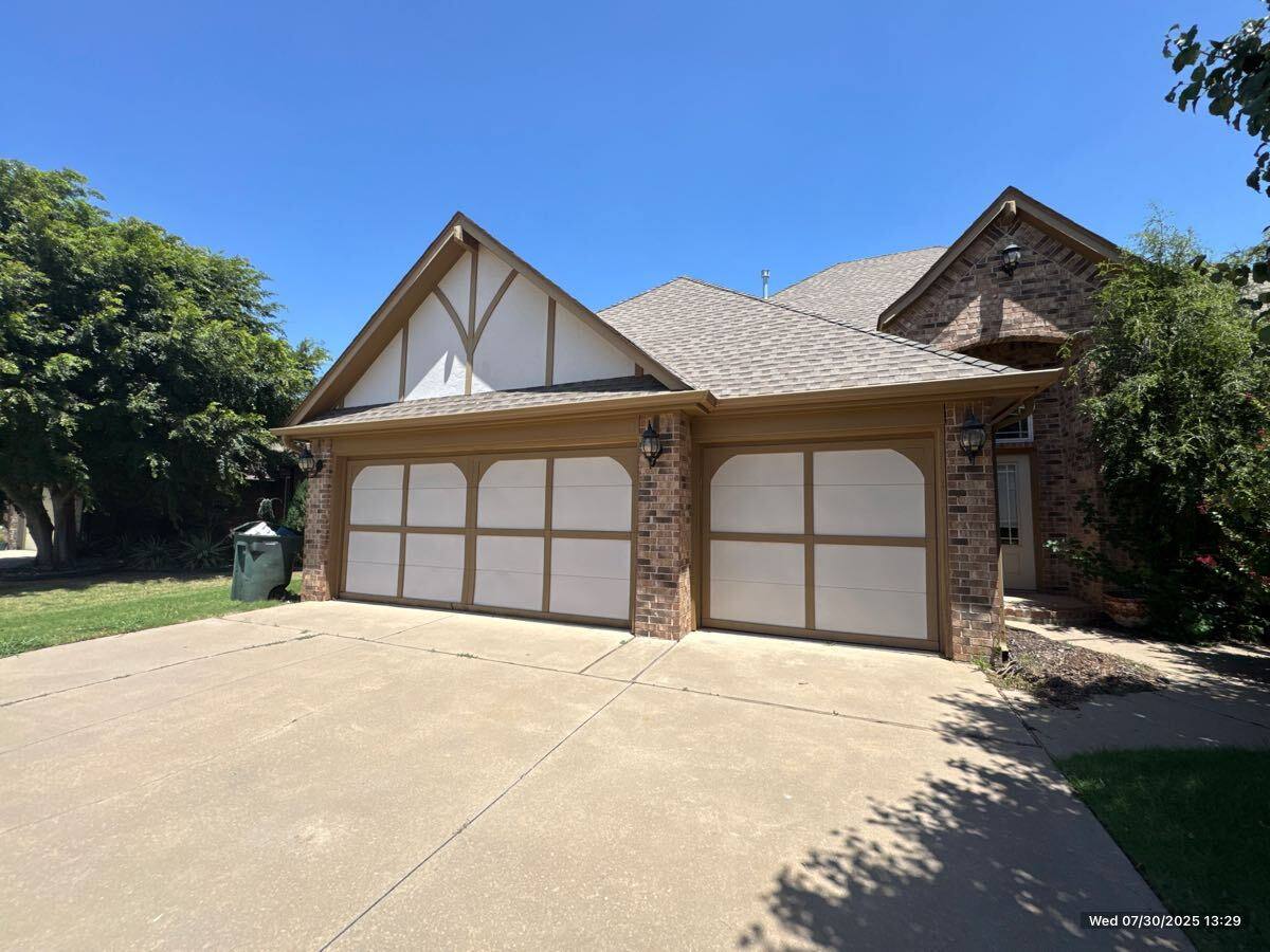 House for rent at 3024 Firewheel Rd, Edmond, OK 73003