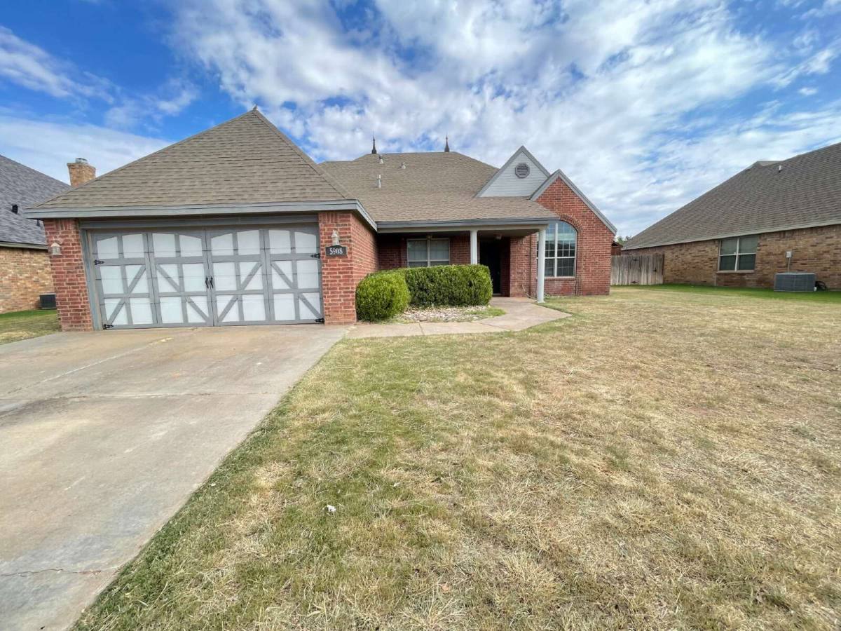House for rent at 5908 95th St, Lubbock, TX 79424