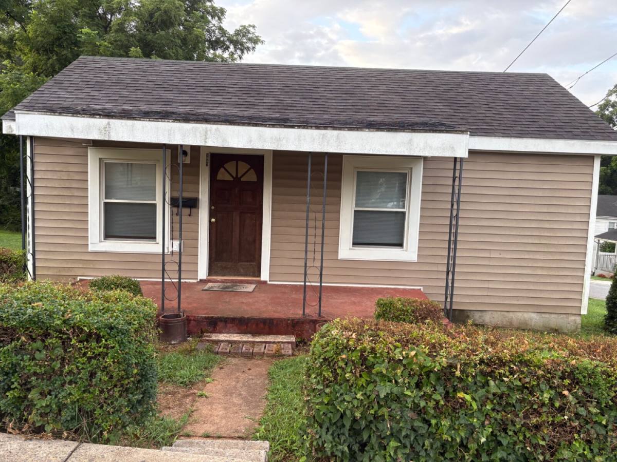 House for rent at 1807 Caroline St, Lynchburg, VA 24501