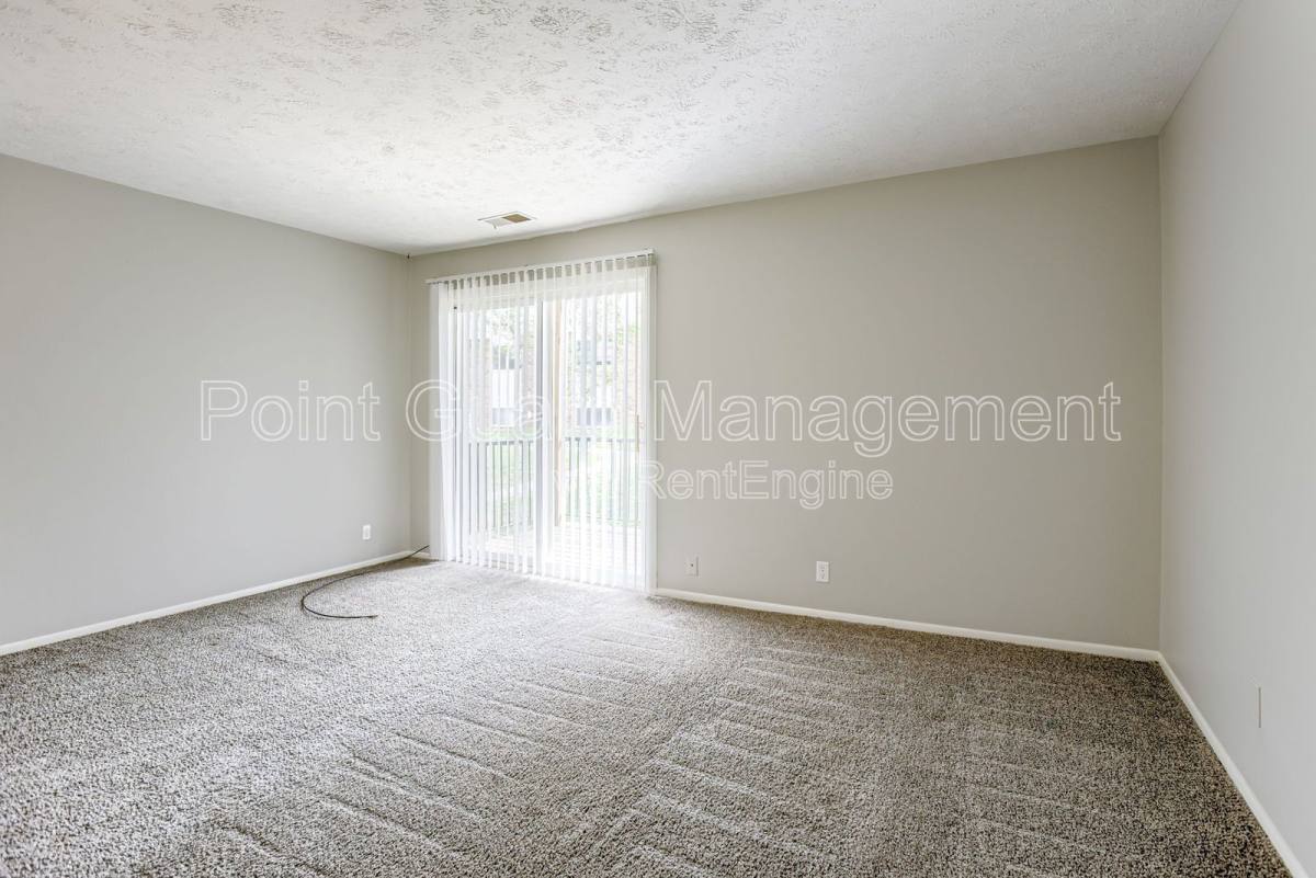 Apartment for rent at 1400 Lee Dr, Bellevue, NE 68005