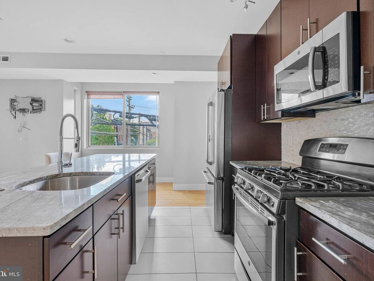 Condo for rent at 900 N 16th St #2, Philadelphia, PA 19130