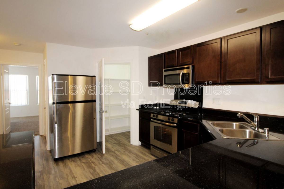 Apartment for rent at 819 D Ave #402, National City, CA 91950