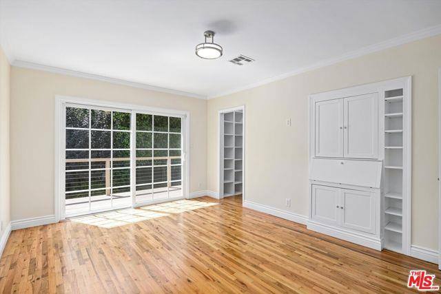 House for rent at 2376 Dewey St, Santa Monica, CA 90405
