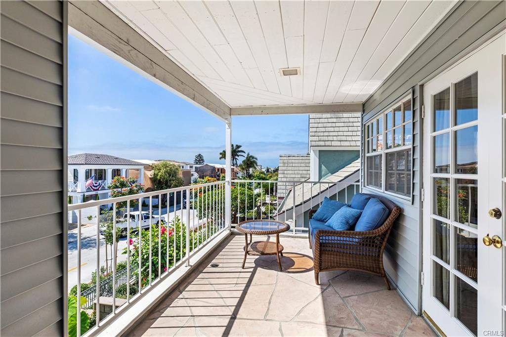 House for rent at 317 Poppy Ave, Corona Del Mar, CA 92625