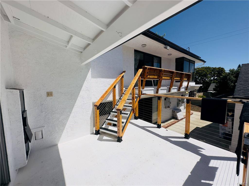 8414 Bleriot Ave, Los Angeles, CA 90045