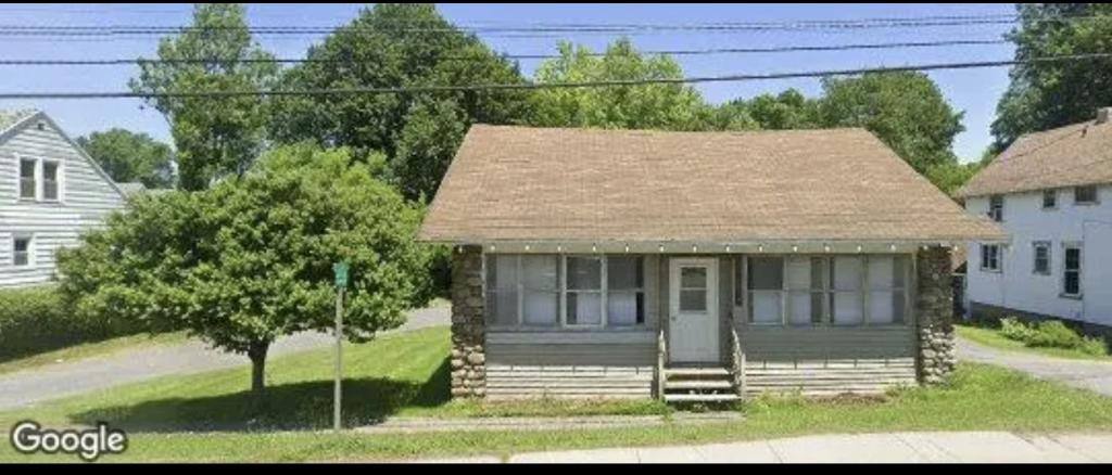 House for rent at 8615 Seneca Turnpike, New Hartford, NY 13413