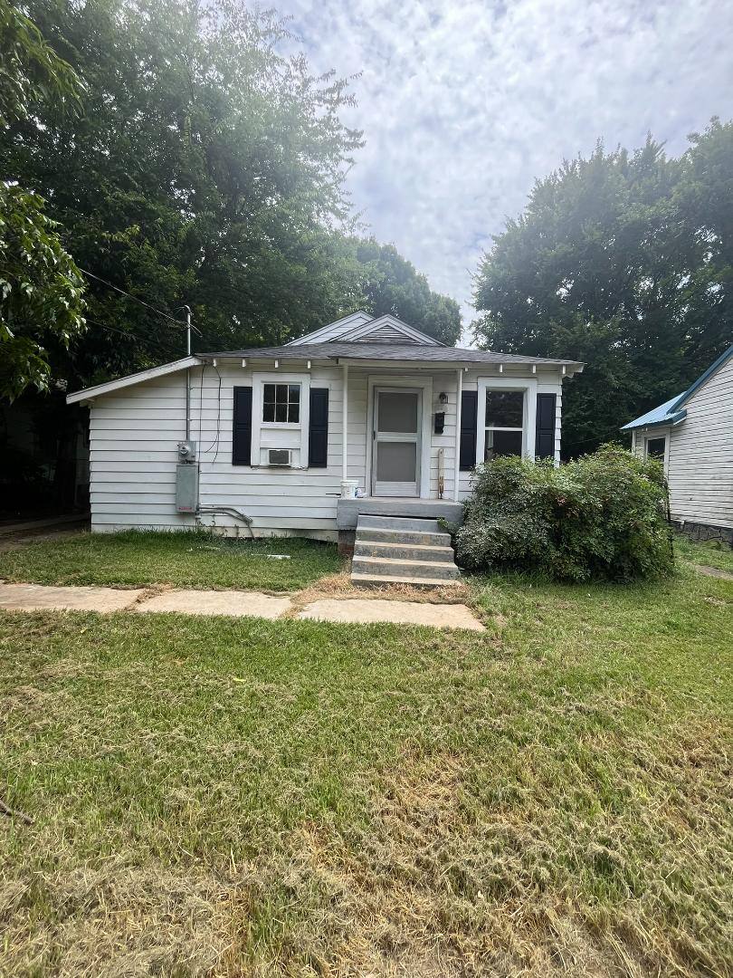 House for rent at 2437 Corol Ave, Shreveport, LA 71103