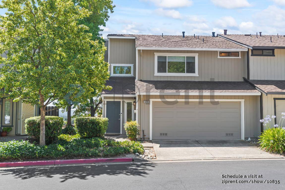 Townhouse for rent at 4874 Starflower Dr, Martinez, CA 94553