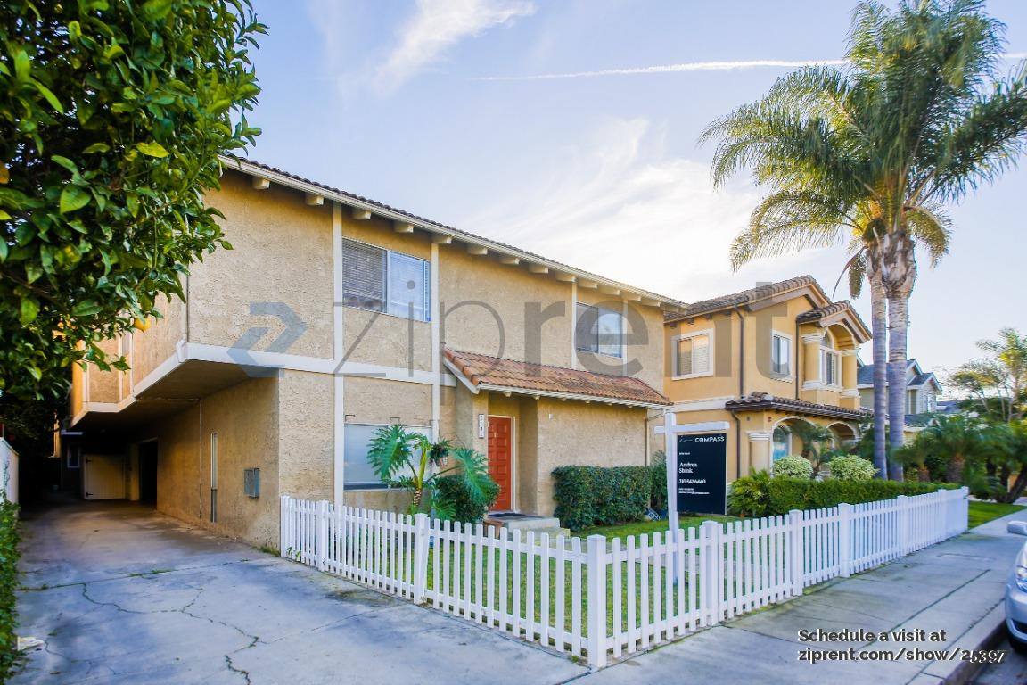 Townhouse for rent at 2312 Ruhland Ave #1, Redondo Beach, CA 90278