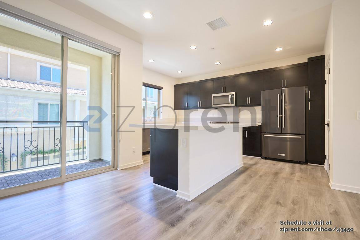 Townhouse for rent at 106 High Meadow, Trabuco Canyon, CA 92679