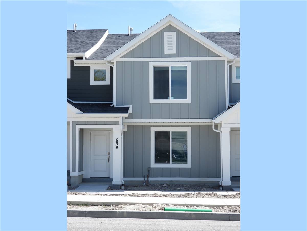 Townhouse for rent at 639 Hal St, Tooele, UT 84074