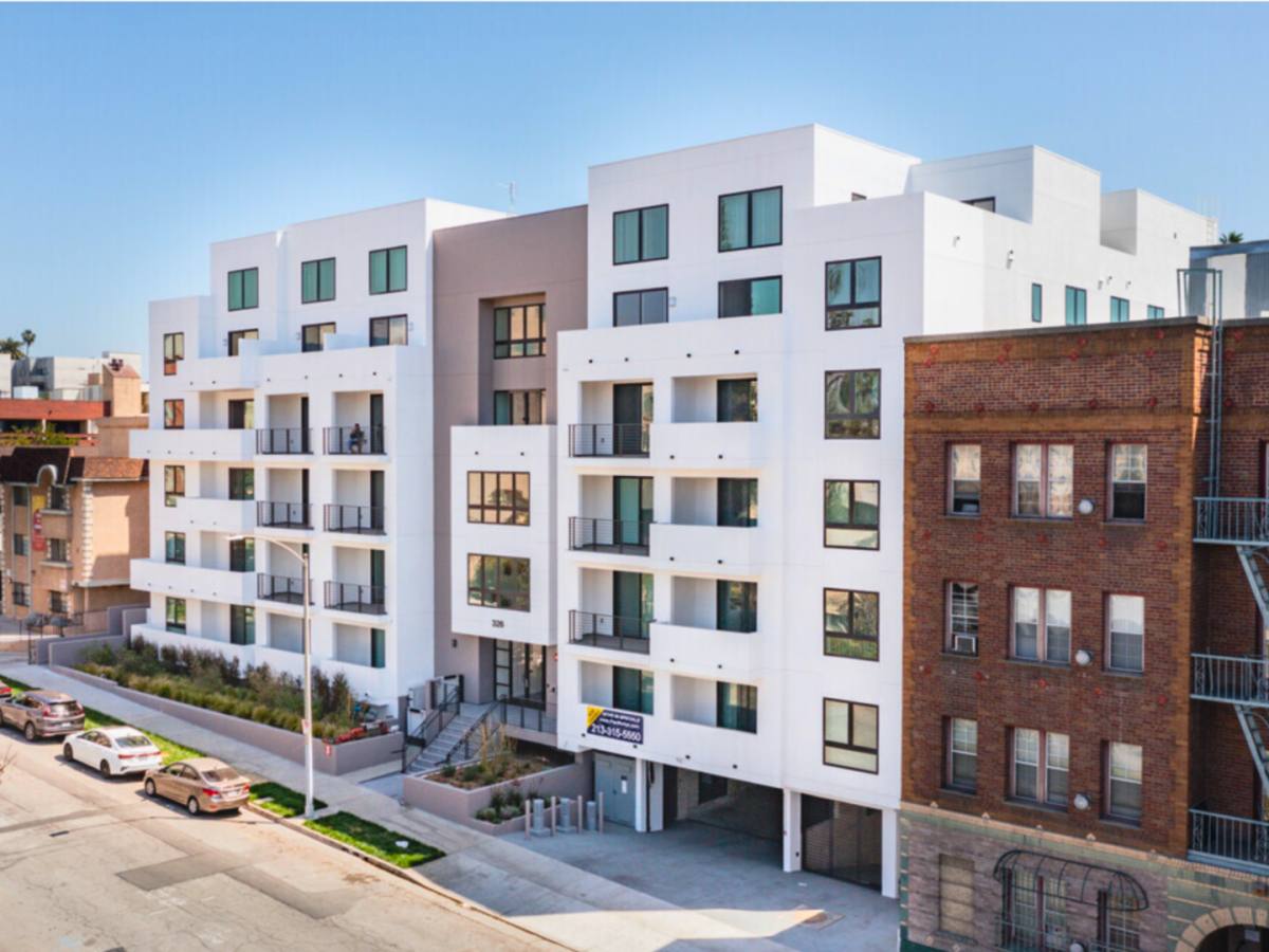 Apartment for rent at 326 S Reno St, Los Angeles, CA 90057