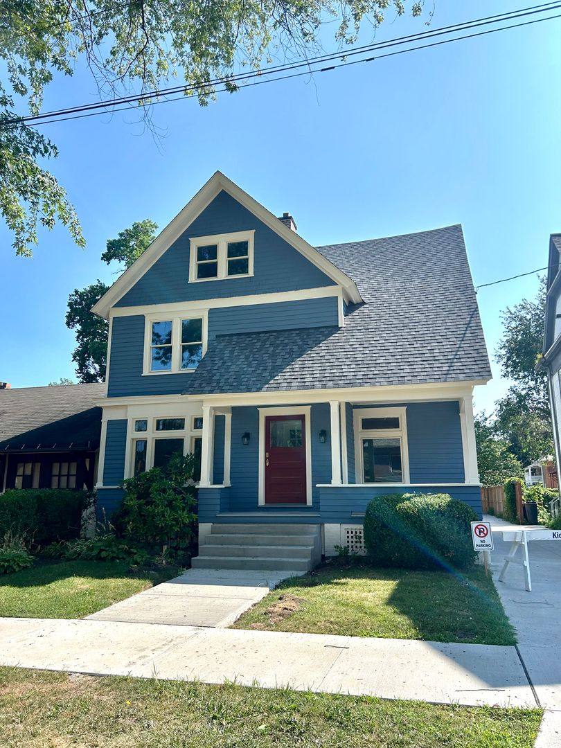House for rent at 621 Cherry St, Erie, PA 16502