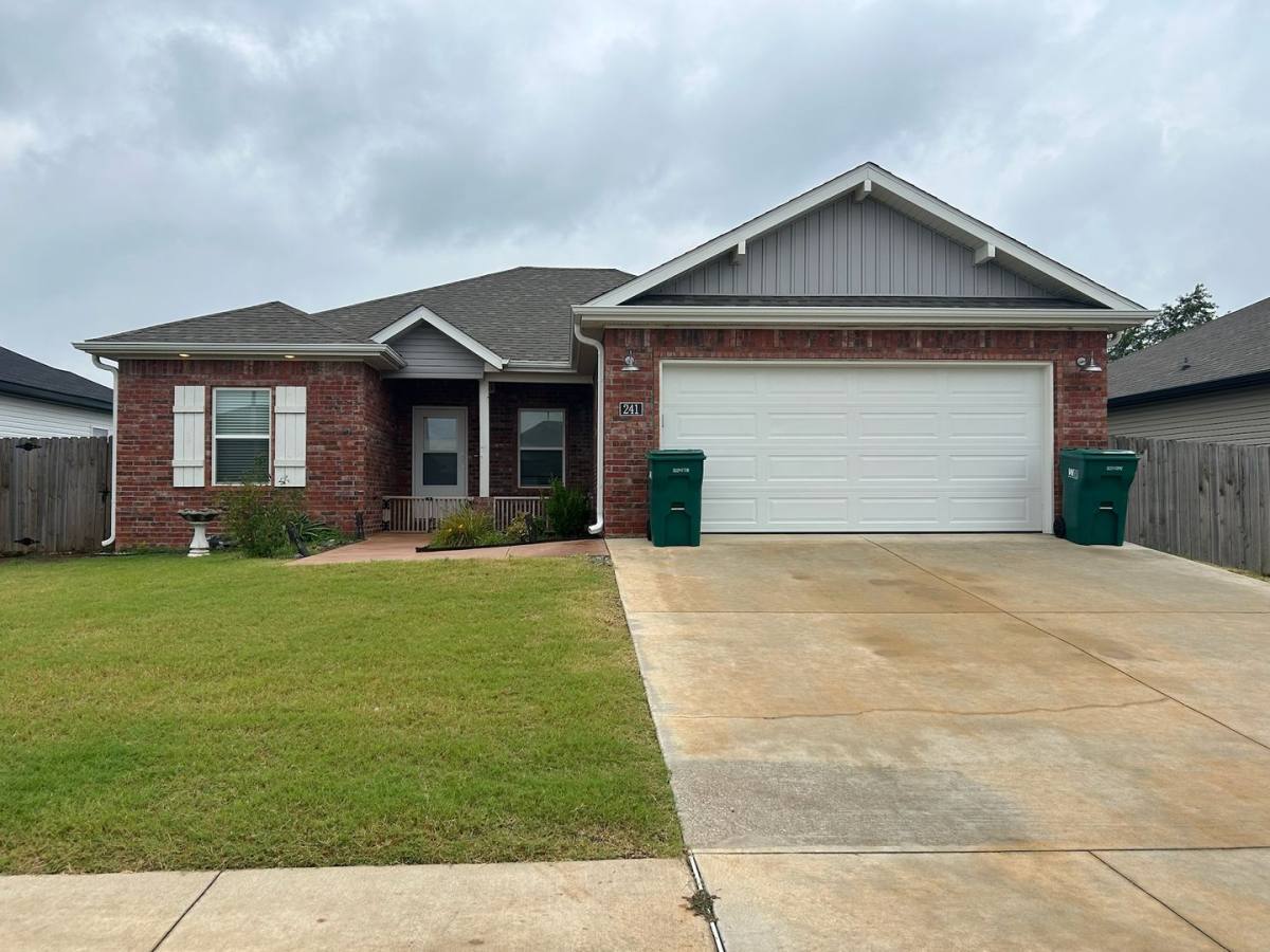 House for rent at 241 Williams Court, Centerton, AR 72719