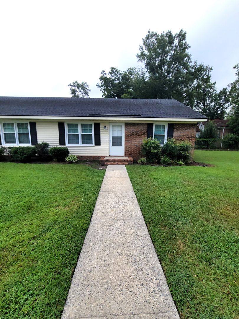 Apartment for rent at 1604 E Elm St, Goldsboro, NC 27530