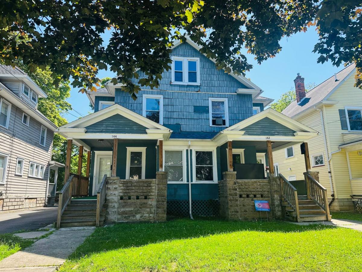 Apartment for rent at 142-144 Burrows St, Rochester, NY 14606