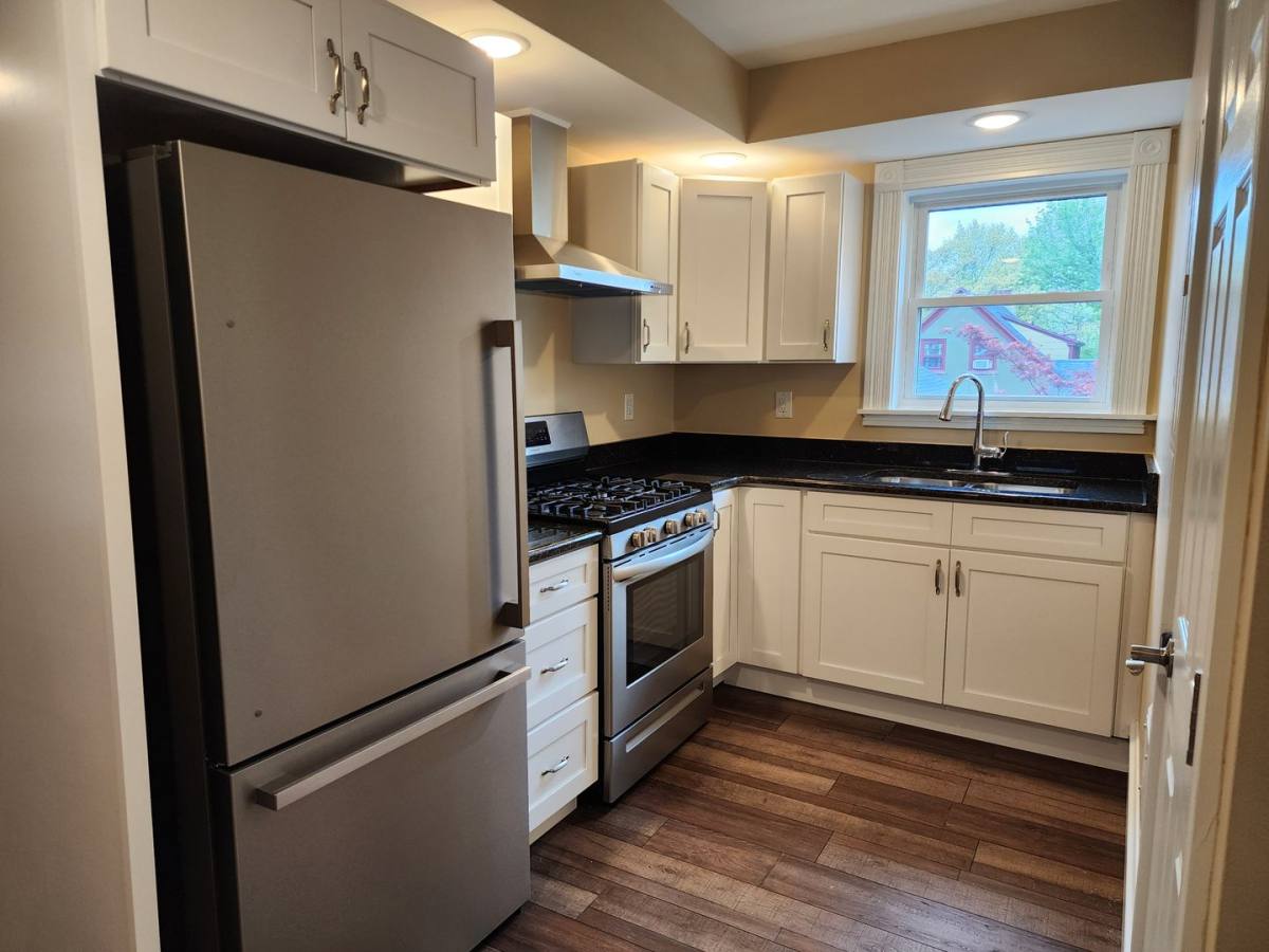 Apartment for rent at 1113 E King St, Lancaster, PA 17602
