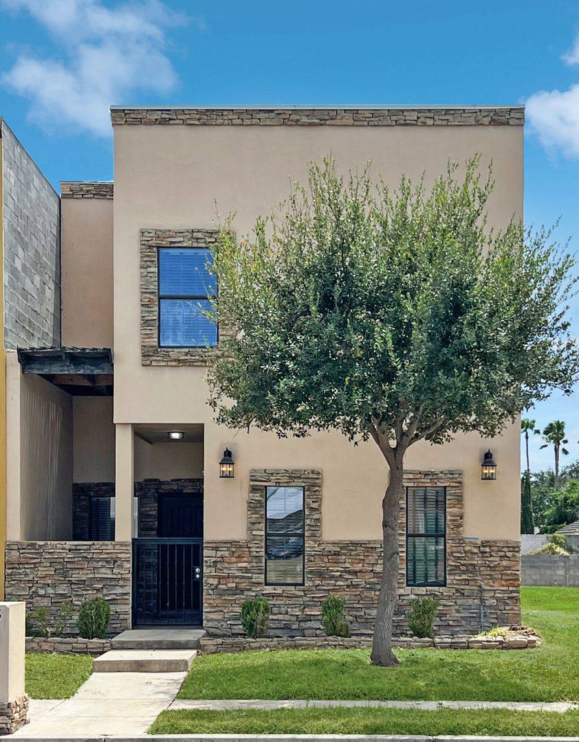 House for rent at 6808 N 4th St, McAllen, TX 78504