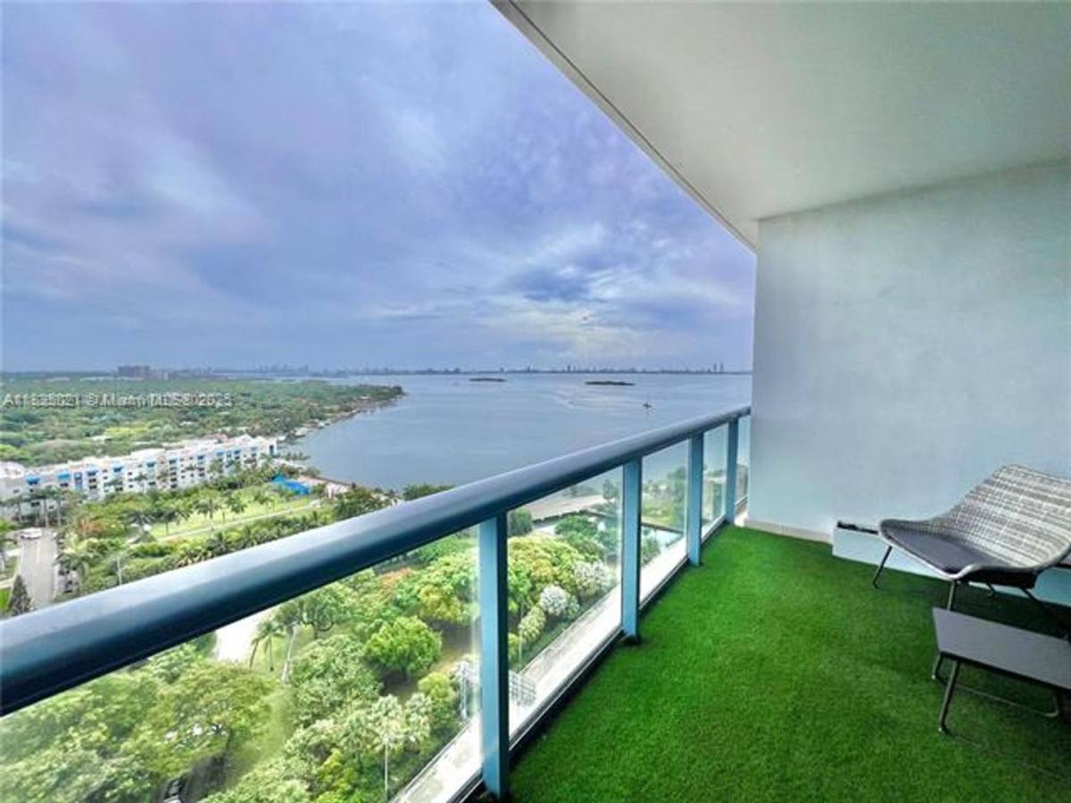 Apartment for rent at 601 NE 36th, Miami, FL 33137