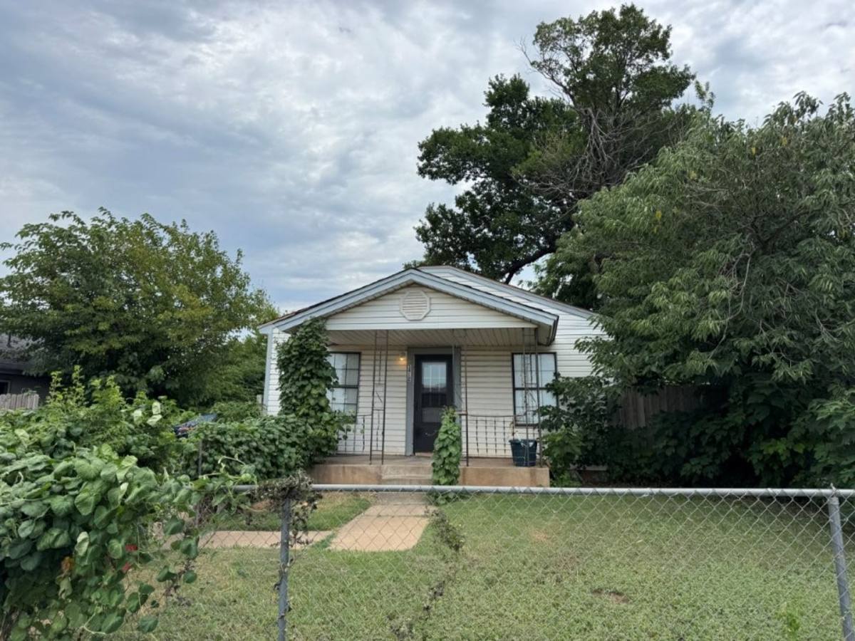 House for rent at 5412 S Byers Ave, Oklahoma City, OK 73129