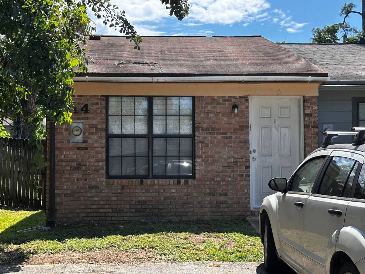 214-A White Dr, Tallahassee, FL 32304