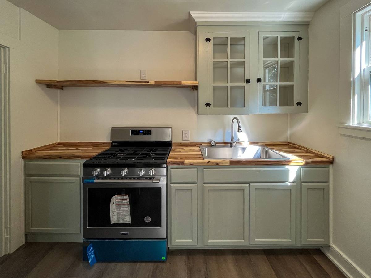 Apartment for rent at 128 Maywood Lane, Charlottesville, VA 22903