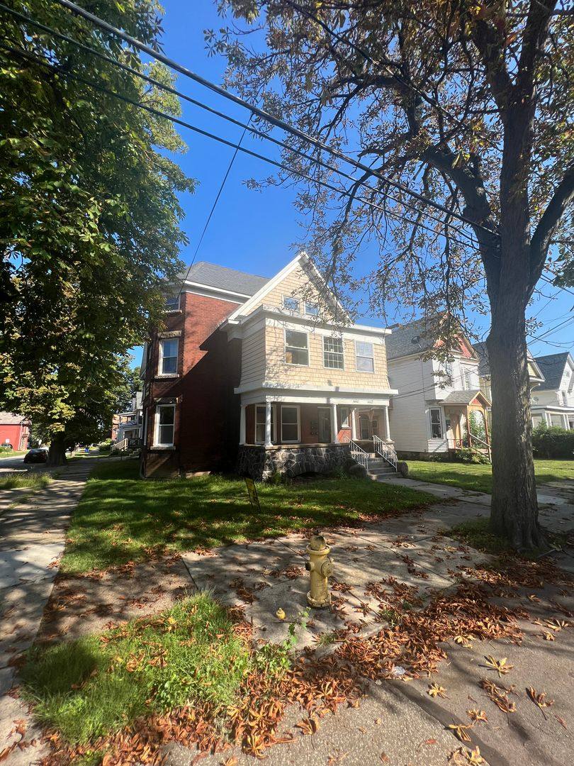 Apartment for rent at 662 W 8th, Erie, PA 16502
