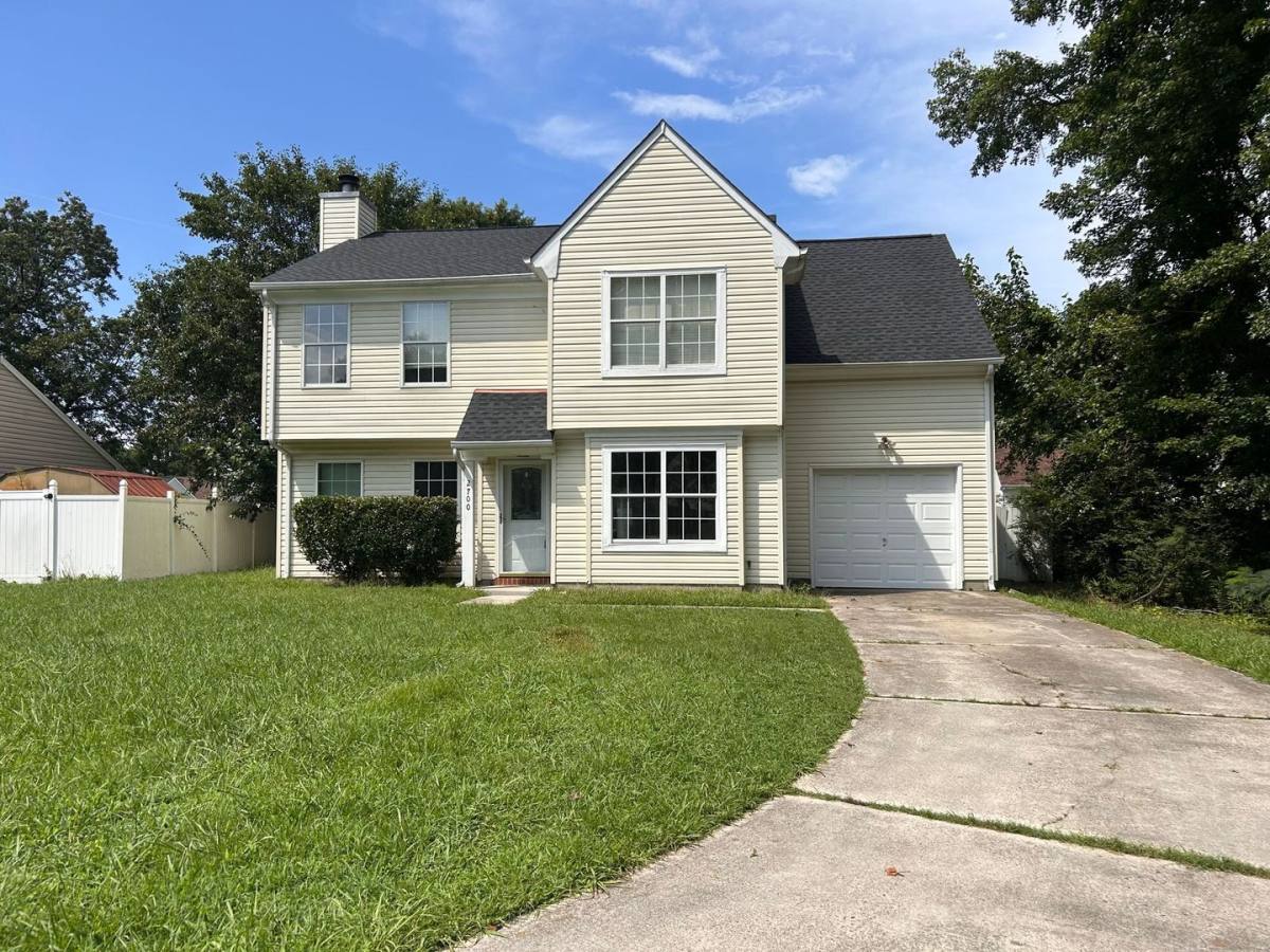House for rent at 2700 Pendragon Court, Chesapeake, VA 23323