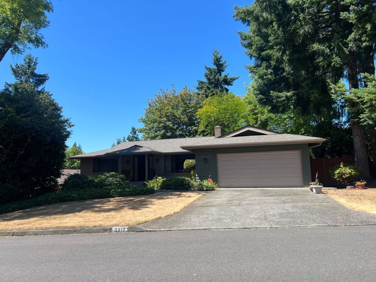 House for rent at 6817 129th Place SE, Bellevue, WA 98006