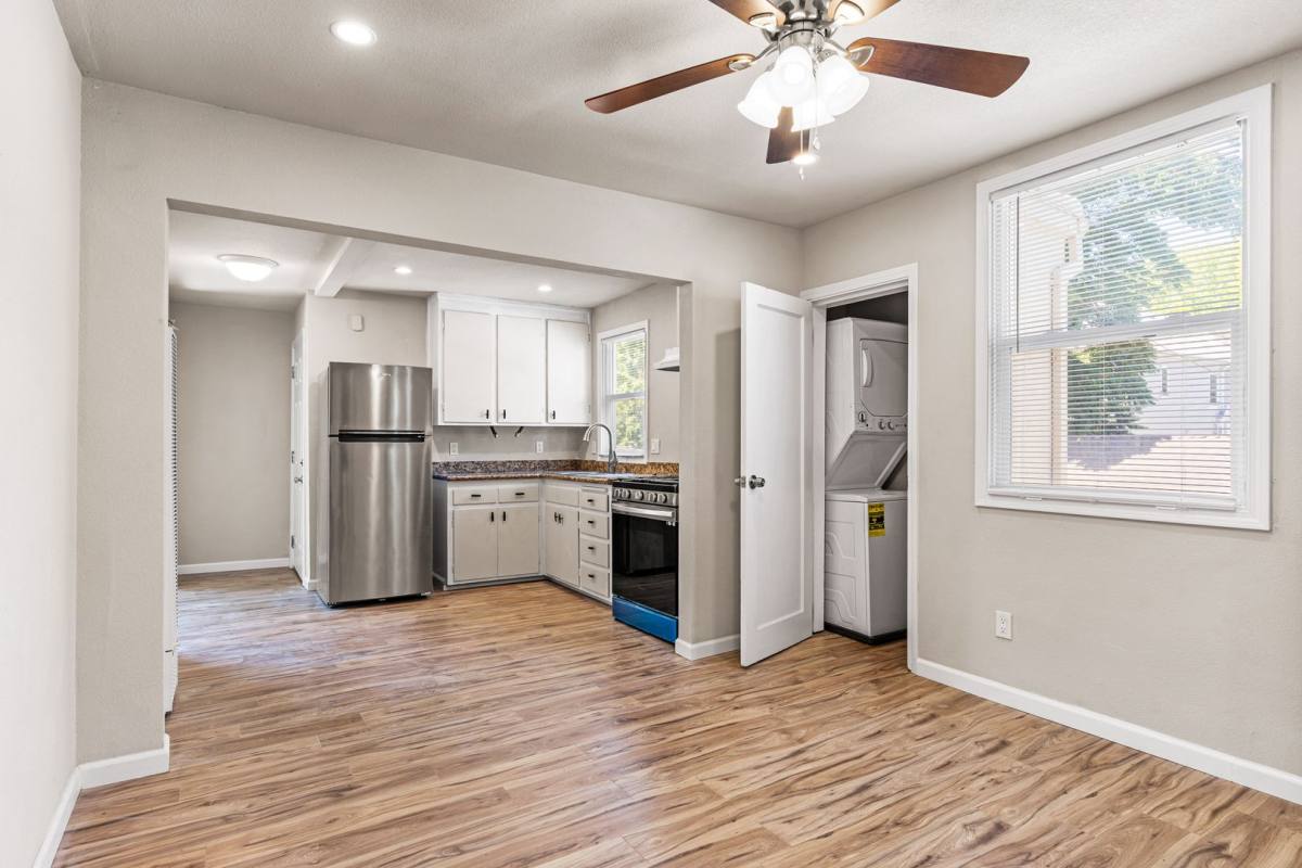 Apartment for rent at 1431 Stanton St, Alameda, CA 94501