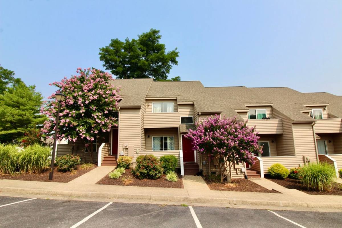 Townhouse for rent at 1458 Bradley Dr, Harrisonburg, VA 22801